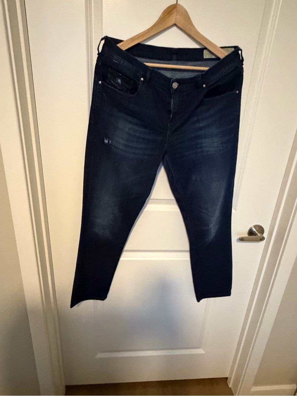 Diesel Belthy-Ankle-D Women’s Jeans W29 L32 Dark Wash Distressed Denim